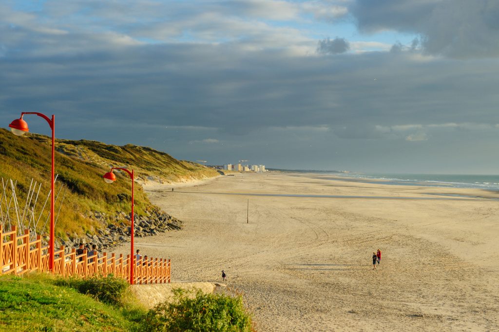 Equihen beach with a view on Hardelot in the distance