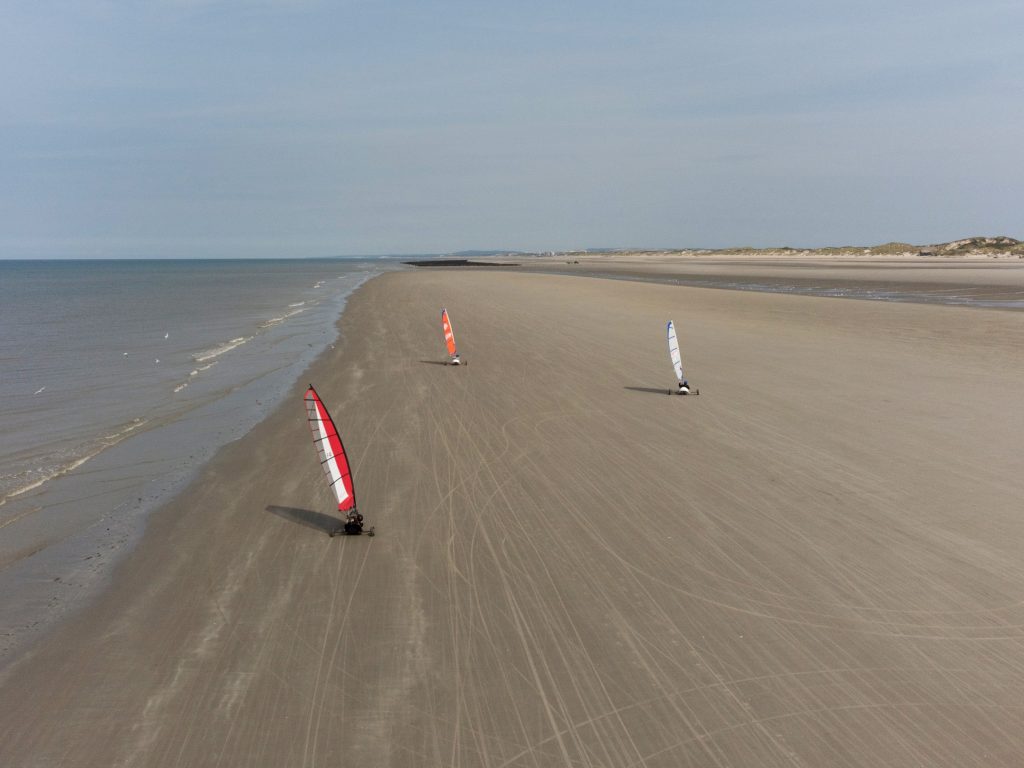 sand sailing in Pas-de-Calais